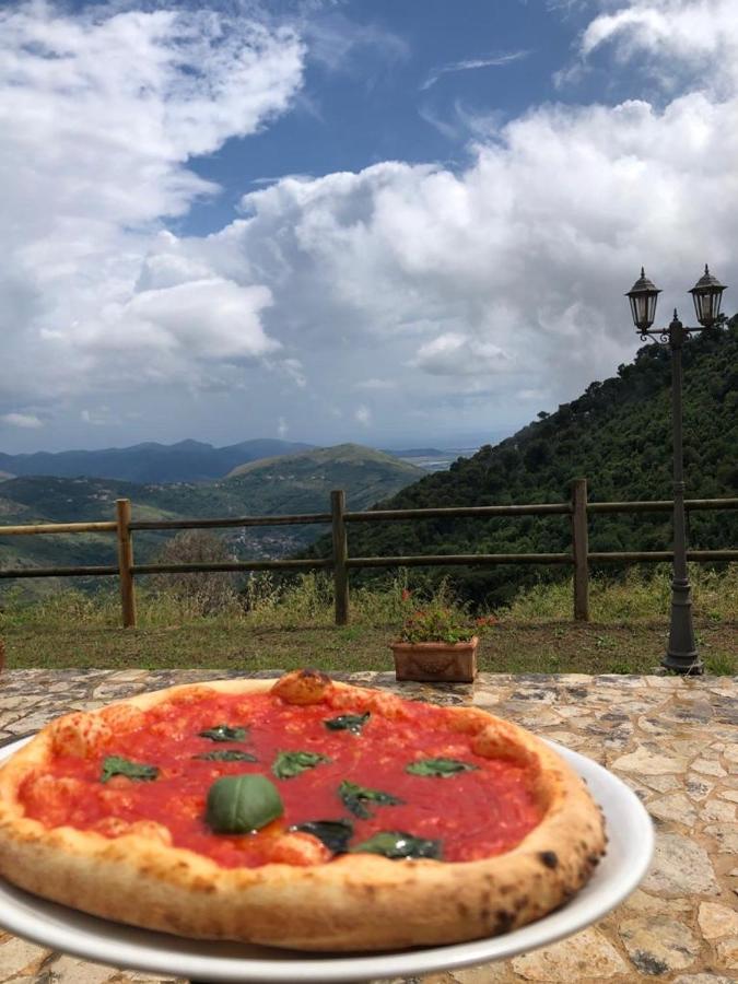 Agriturismo Collecammino Villa Lenola Bagian luar foto